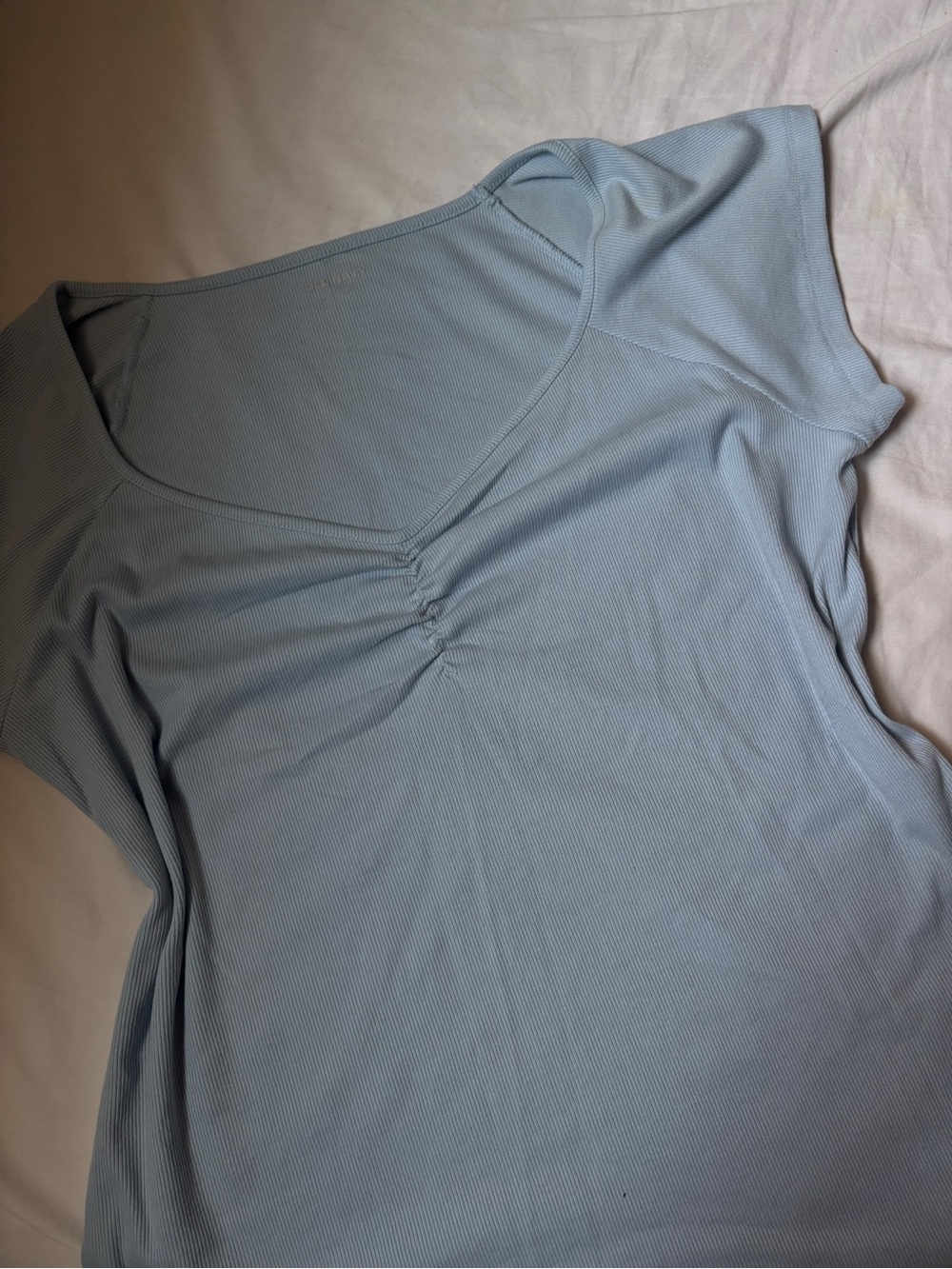 Old Navy Light Blue Scoop Neck Short Sleeve Tee